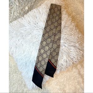 Gucci Bee Silk Twilly